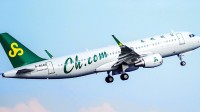 春秋航空抠成最赚钱航空公司 官方辟谣站票传闻