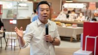 西贝贾国龙已两个晚上没怎么睡：我骂不过罗永浩 