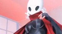 美女COS《丝之歌》大黄蜂：黑色紧身衣衬托诱人曲线