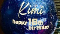 林志颖晒出与Kimi的父子合影 庆祝儿子16岁生日