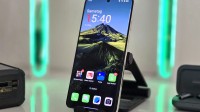 一加15预热 李杰：屏幕对标苹果17ProMax绰绰有余