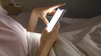 三天不玩手机大脑会出现什么变化？和戒烟早期相似