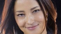 赤西仁前妻黑木明纱 与小14岁格斗家三浦孝太约会