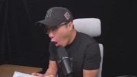 王自如直播开箱苹果新机忘撕封条：自嘲