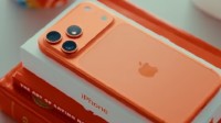 iPhone 17橙色Pro Max黄牛加价千元起！Pro没人要