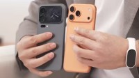卢伟冰对比小米17Pro和iPhone17Pro：回应外观质疑