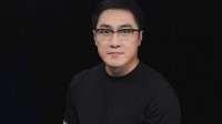 评测鼻祖王自如直播开箱iPhone Air:应该是国内最快