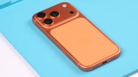 iPhone 17 Pro首拆：更大相机传感器、更易维修设计