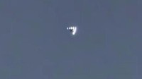 美国洛杉矶上空现V形UFO：呈回旋镖状 或是无人机
