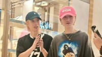 鹿晗高情商拒绝了粉丝送的冰淇淋：我怕长胖