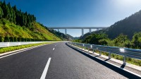 全国公路迎来返程高峰：