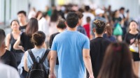 创历史新高！国庆假期超24亿人次跨区域流动