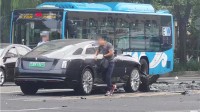陈震透露劳斯莱斯逆行事故原因：用了辅助驾驶