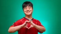 中国CS2选手不当言论引众怒 怼观众:你有我赚得多吗?