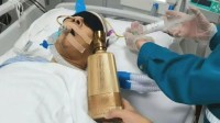67岁大爷以为捡到白酒喝进ICU 医生：实为防冻液