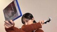 《寂静岭f》女主演员直播玩游戏：我没有铁管！