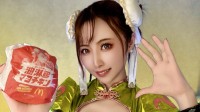 性感黑丝美女COS春丽新照公开!大雷和汉堡哪个更大?